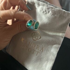 Kendra Scott Green and Gold Earrings with Elegant Design